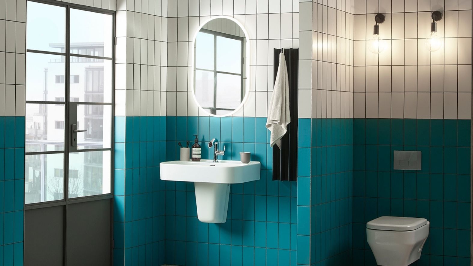 Vertical vs Horizontal Heated Towel Rails: Which One Is Right for Your Bathroom?